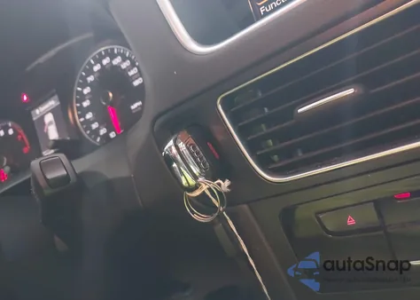 2017 Audi Q5 2.0T Premium z USA, uszkodzony, nr VIN WA1C2AFP5HA083443